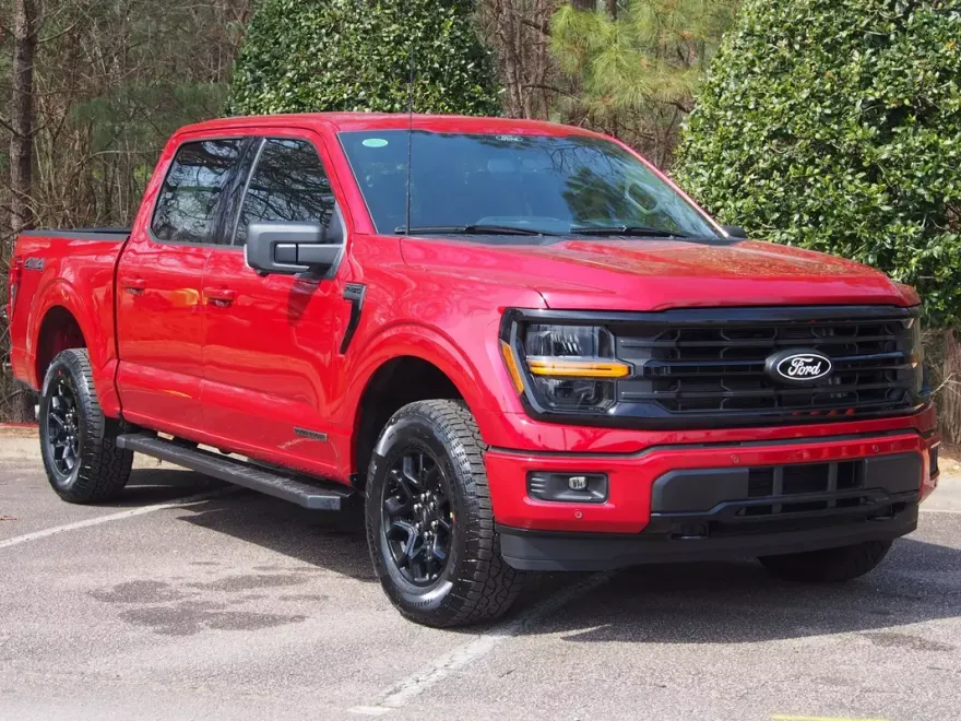2025 Ford F-150 XLT photo 1
