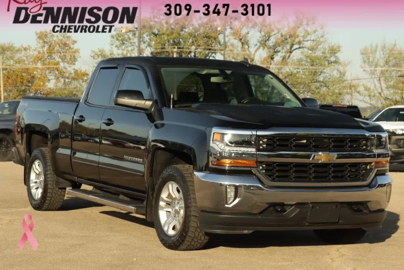 2017 Chevrolet Silverado 1500 LT photo 1