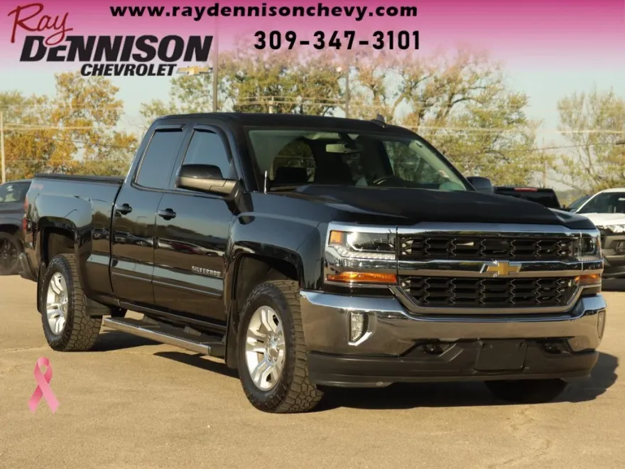 2017 Chevrolet Silverado 1500 LT photo 1