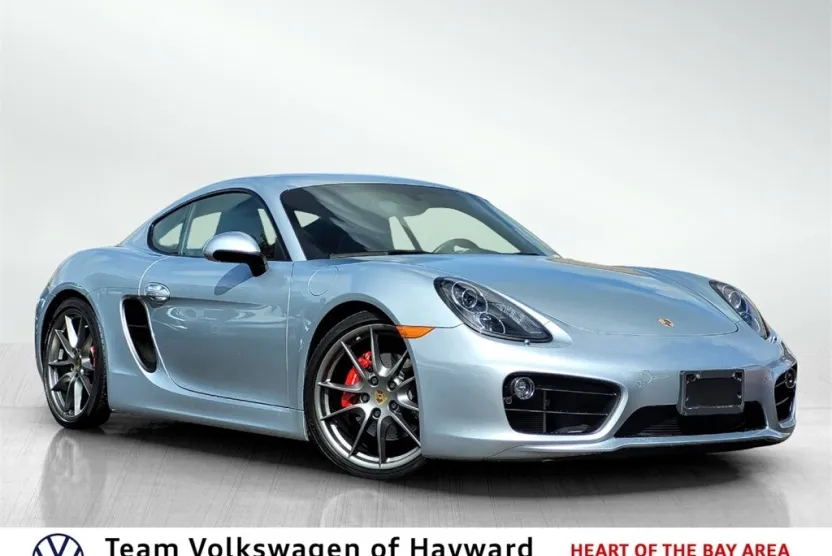 2015 Porsche Cayman S photo 1