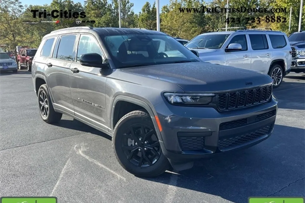 2024 Jeep Grand Cherokee Altitude photo 1