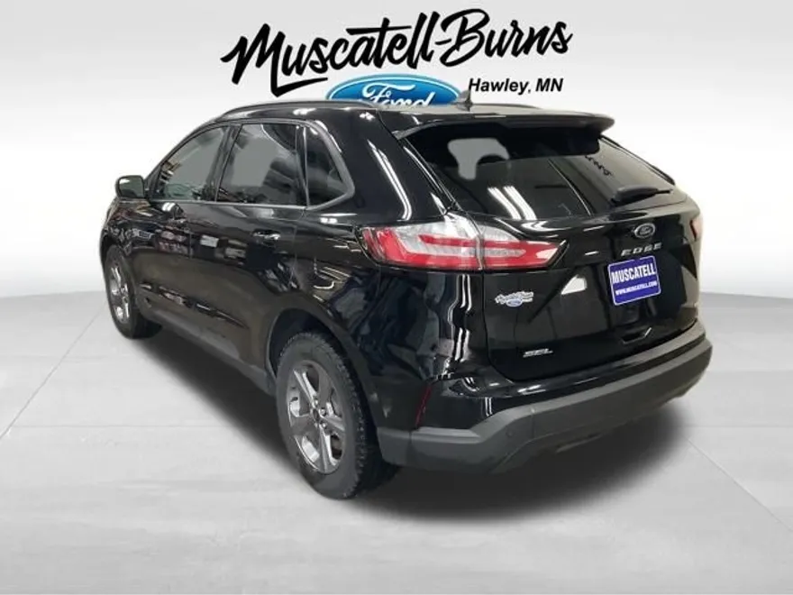 2023 Ford Edge SEL photo 1