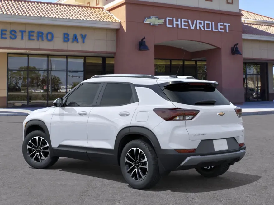 2026 Chevrolet Trailblazer LT photo 1