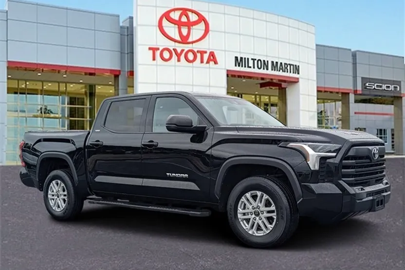 2024 Toyota Tundra SR5 photo 1