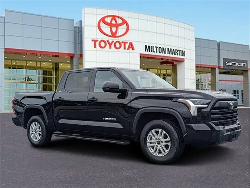 2024 Toyota Tundra SR5 photo 1