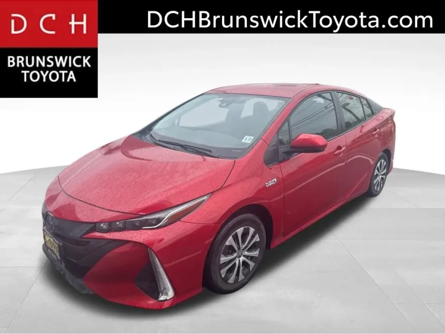 2022 Toyota Prius Prime LE photo 1