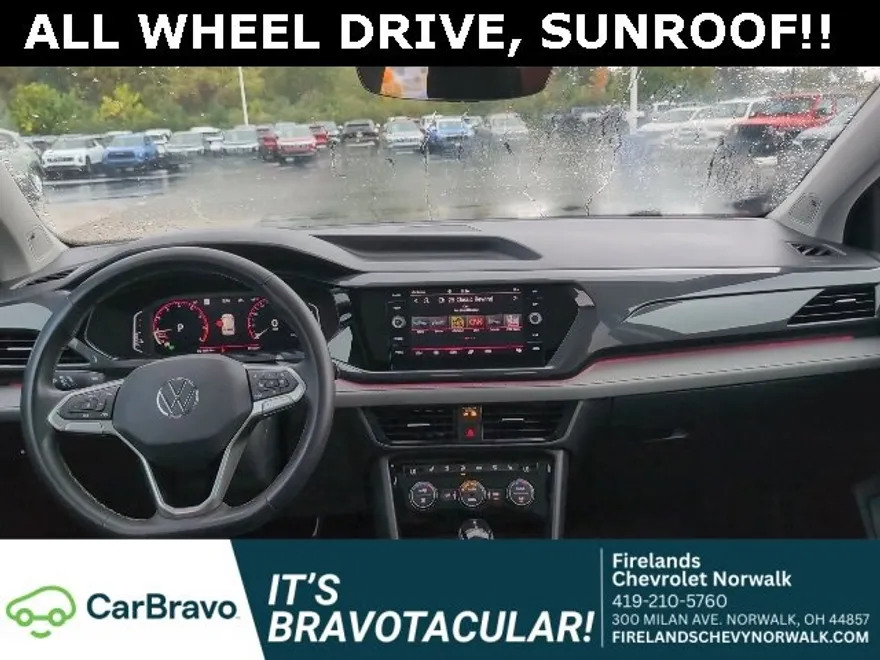 2023 Volkswagen Taos SEL photo 1