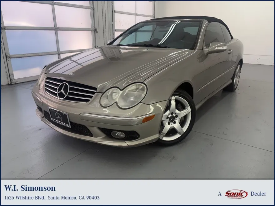 2005 Mercedes Benz CLK photo 1