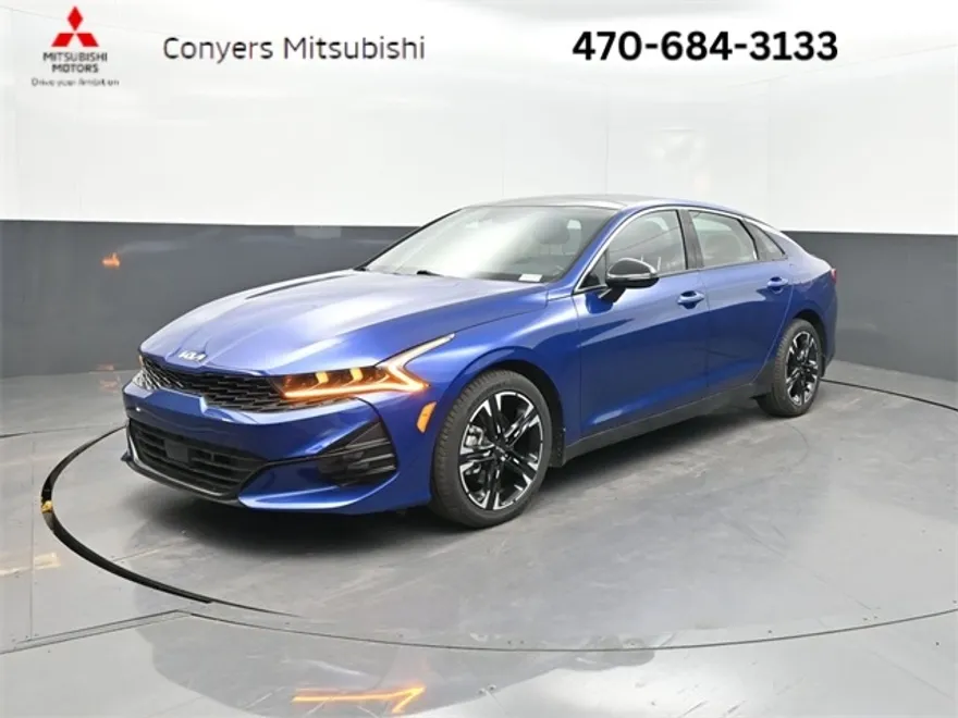 2024 Kia K5 GT-Line photo 1