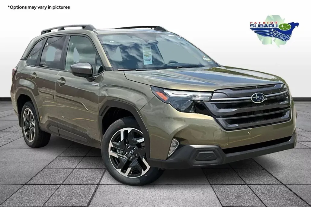 2025 Subaru Forester Premium photo 1