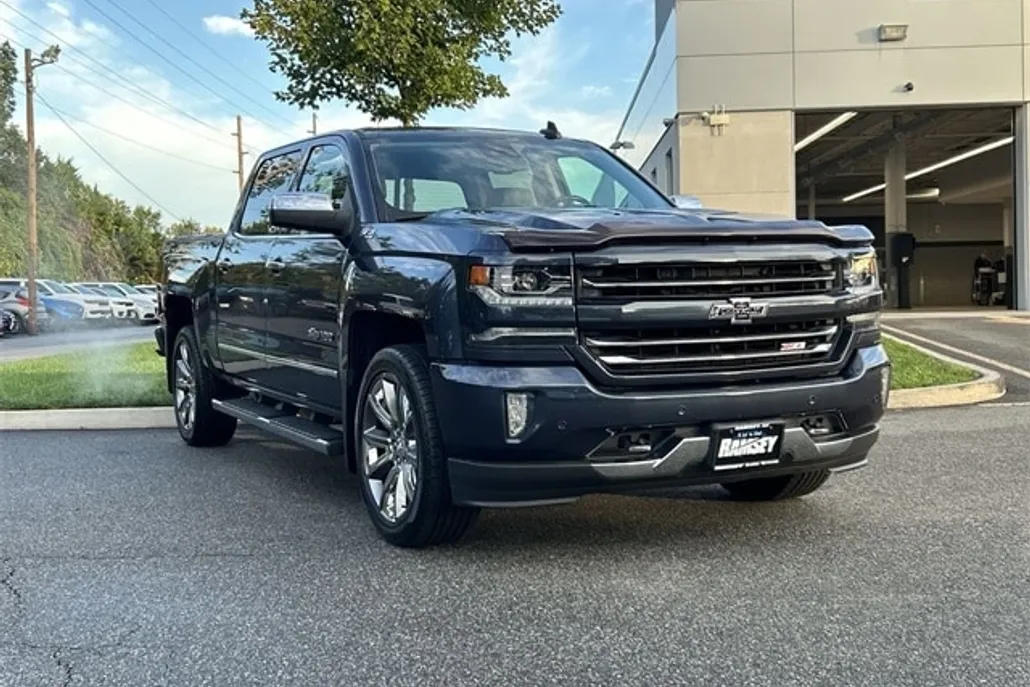 2018 Chevrolet Silverado 1500 LTZ photo 1