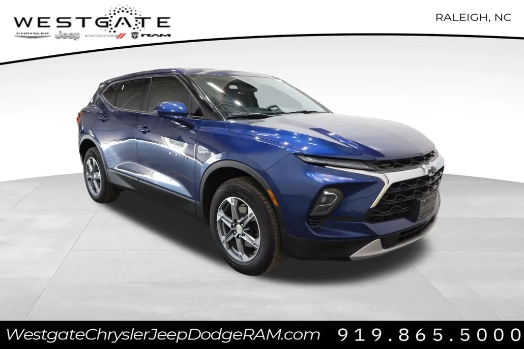 2023 Chevrolet Blazer 2LT photo 1