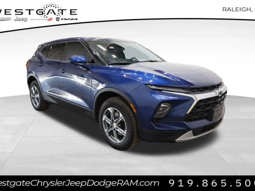 2023 Chevrolet Blazer 2LT photo 1