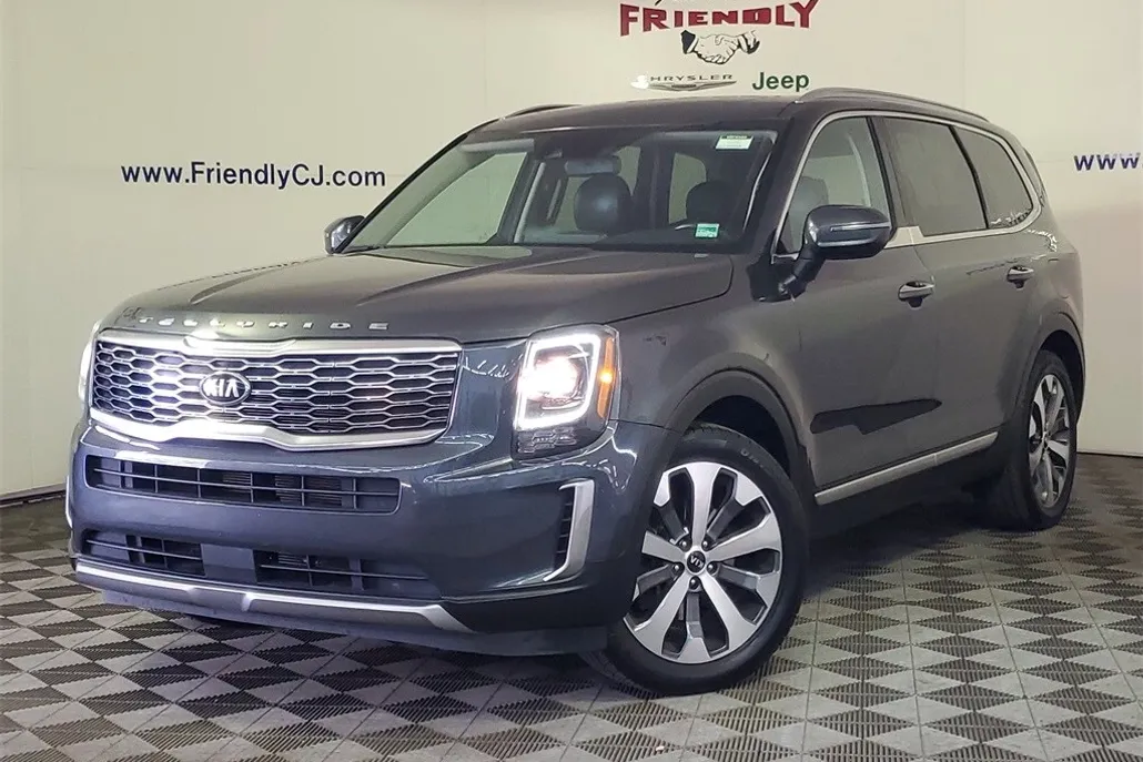 2021 Kia Telluride S photo 1