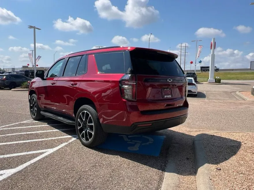 2024 Chevrolet Tahoe RST photo 1