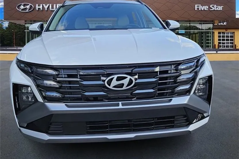 2026 Hyundai Tucson SEL photo 1