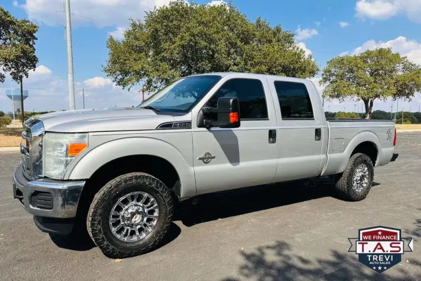 2015 Ford F-250 photo 1