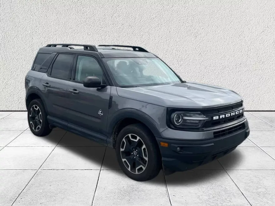 2023 Ford Bronco Sport Outer Banks photo 1