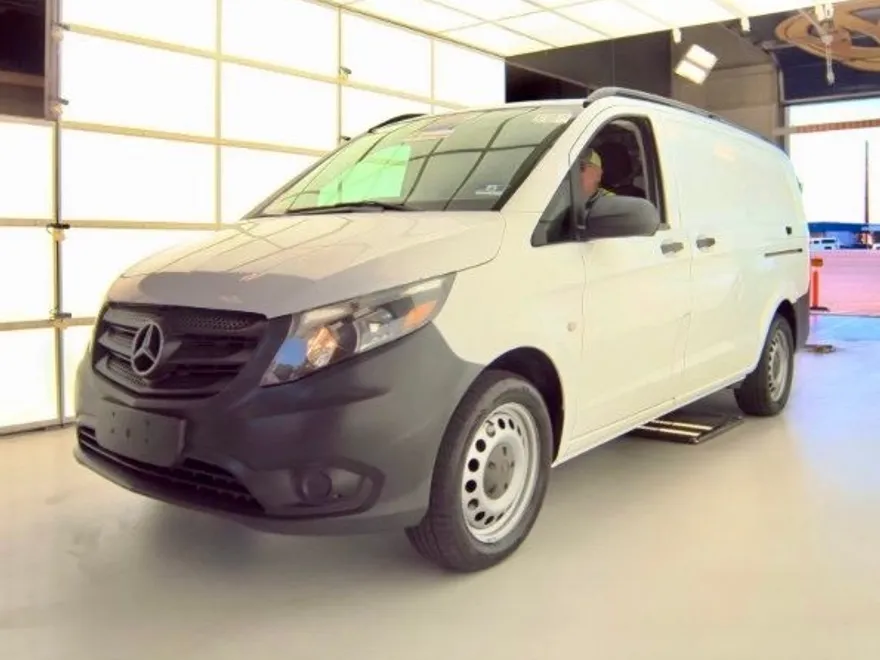 2018 Mercedes Benz Metris photo 1