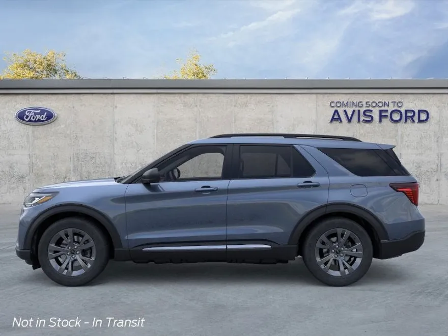 2025 Ford Explorer photo 1