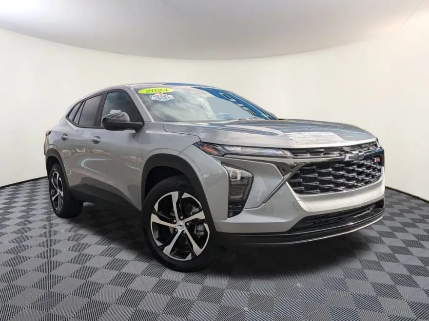 2024 Chevrolet Trax photo 1