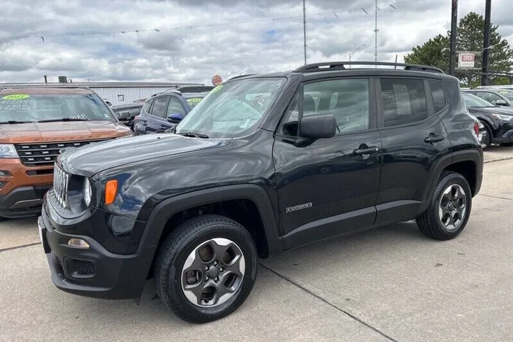 2017 Jeep Renegade Sport photo 1