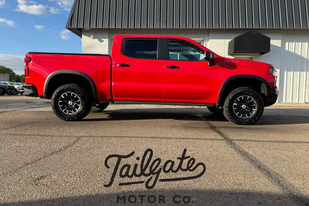 2023 Chevrolet Silverado 1500 ZR2 photo 1