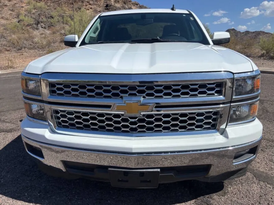 2015 Chevrolet Silverado 1500 LT photo 1