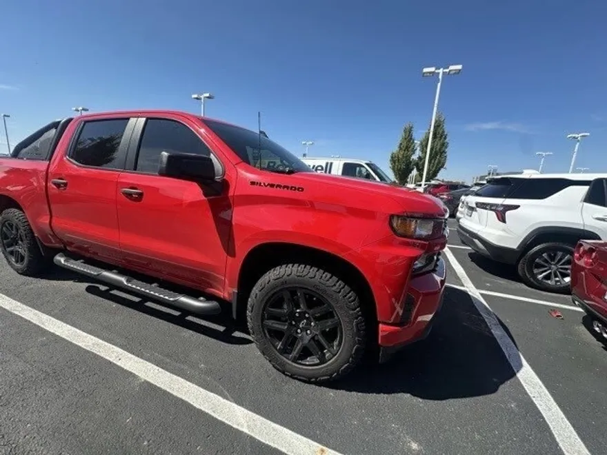 2020 Chevrolet Silverado 1500 Custom photo 1