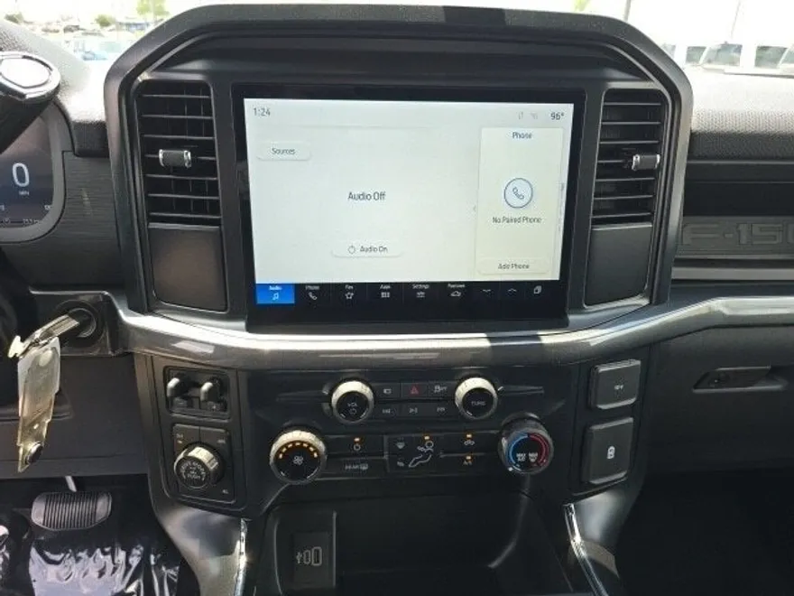 2025 Ford F-150 STX photo 17