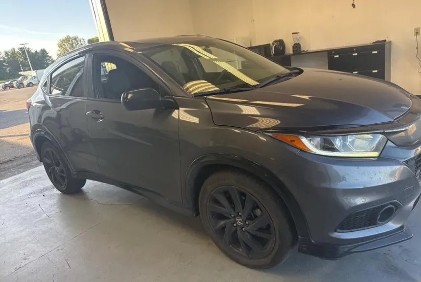 2021 Honda HR-V Sport photo 1