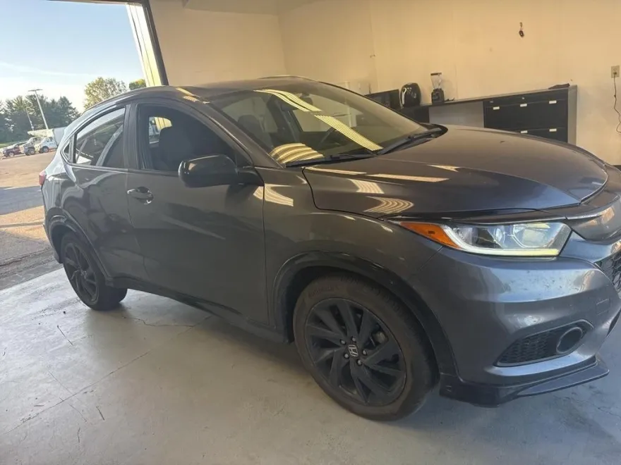 2021 Honda HR-V Sport photo 1