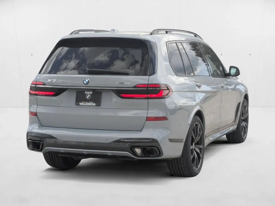 2025 Bmw X7 xDrive40i photo 1