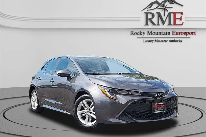 2021 Toyota Corolla SE photo 1