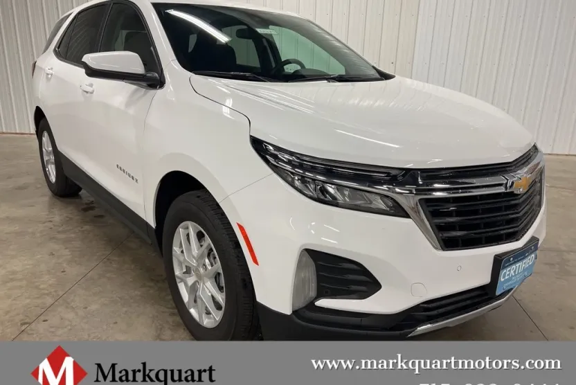 2023 Chevrolet Equinox LT photo 1
