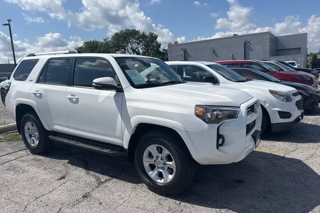 2022 Toyota 4Runner SR5 Premium photo 1