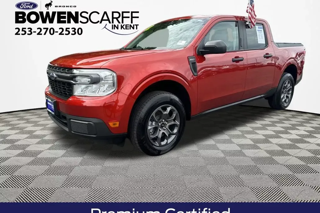 2022 Ford Maverick XLT photo 1