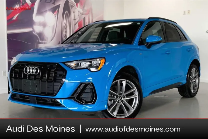 2022 Audi Q3 S line Premium photo 1