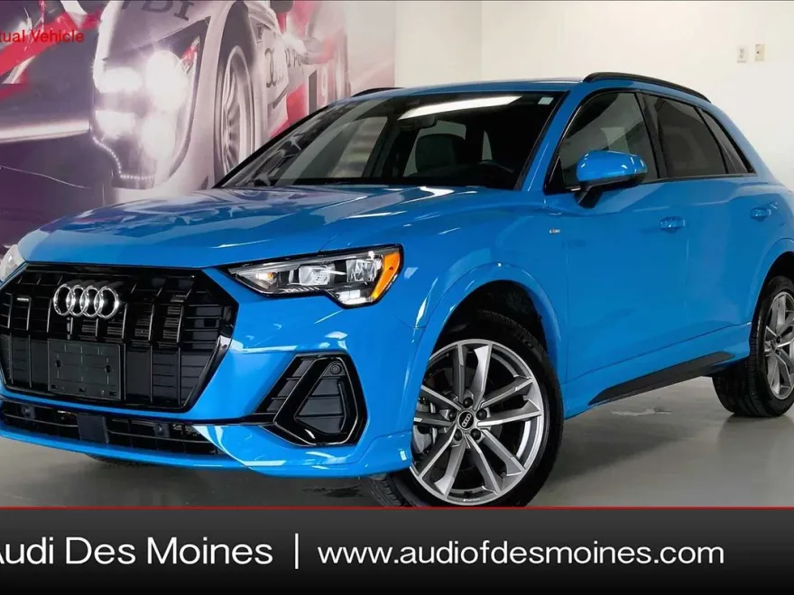 2022 Audi Q3 S line Premium photo 1