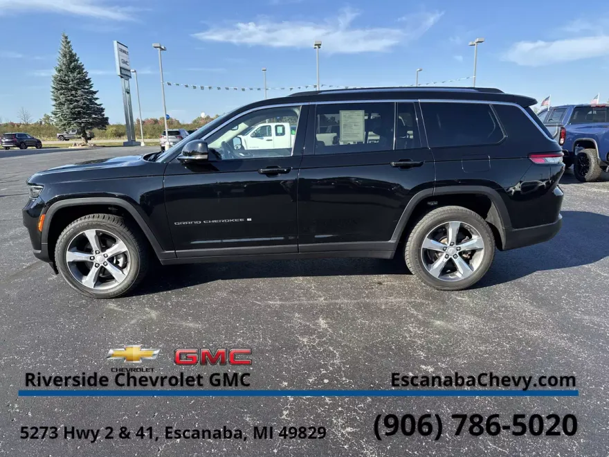 2022 Jeep Grand Cherokee Limited photo 1