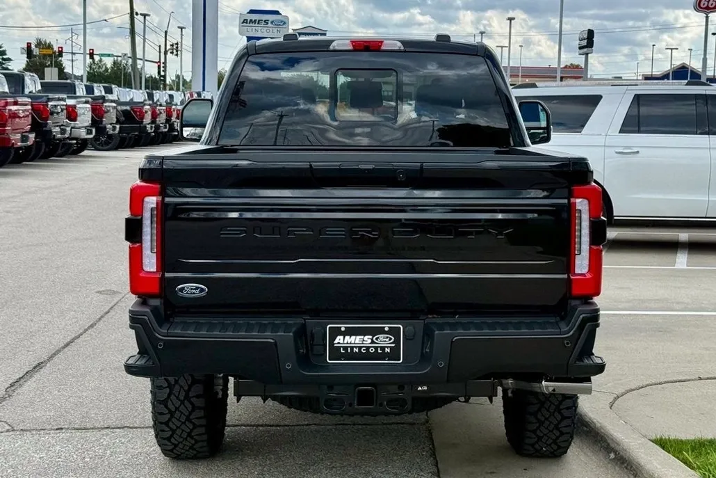 2026 Ford F-250 photo 1