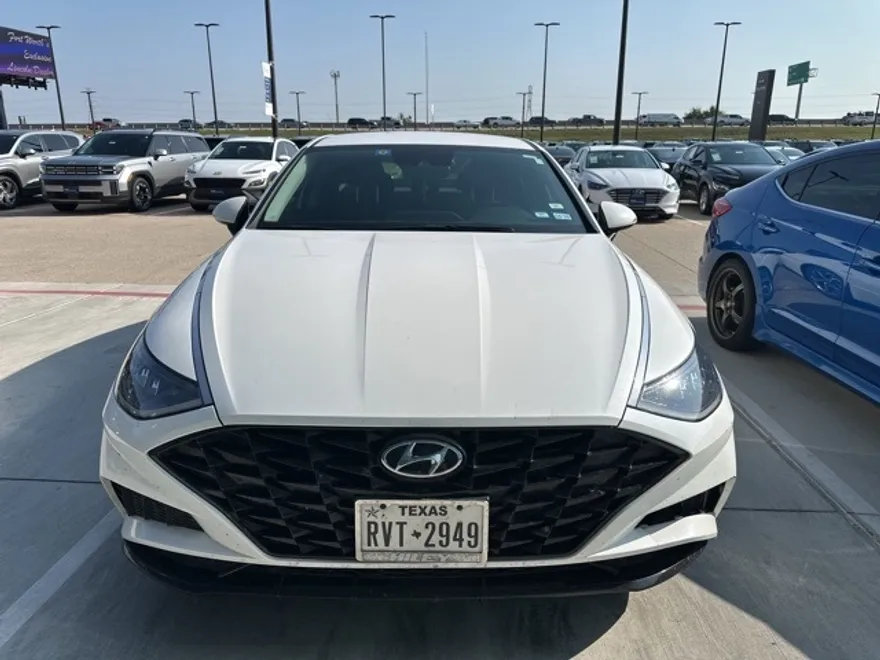 2022 Hyundai Sonata SEL photo 1