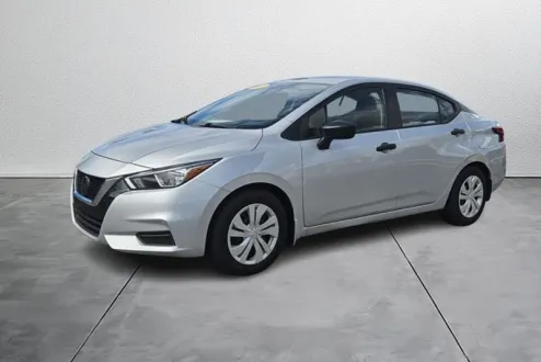 2021 Nissan Versa S photo 2