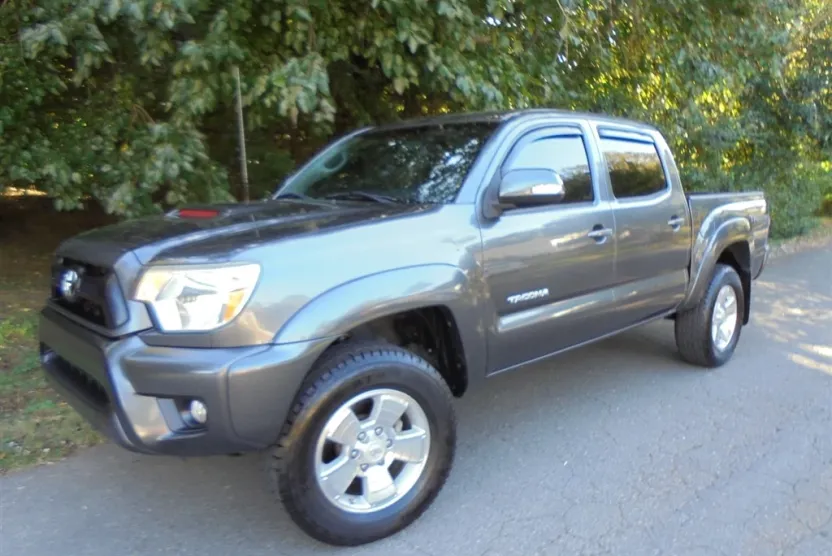 2014 Toyota Tacoma Double Cab V6 PreRunner photo 1