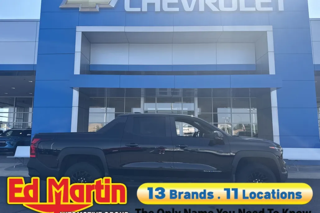 2024 Chevrolet Silverado EV Work Truck photo 1