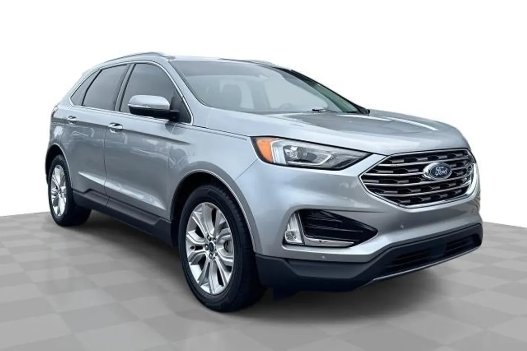 2020 Ford Edge Titanium photo 1
