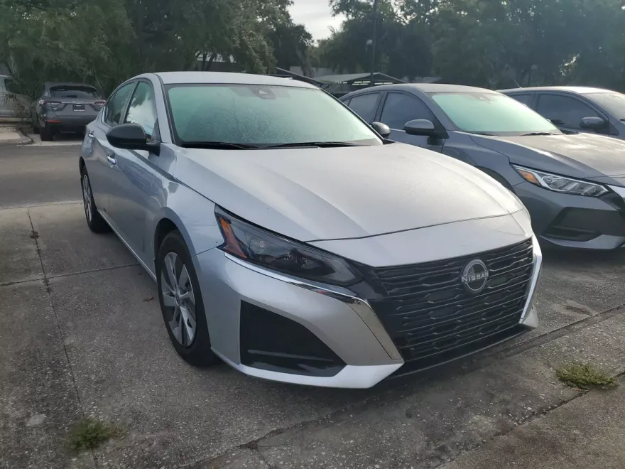 2024 Nissan Altima 2.5 S photo 1