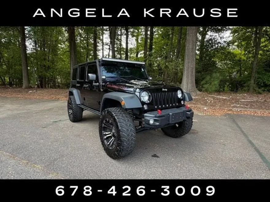 2016 Jeep Wrangler Unlimited Rubicon photo 1