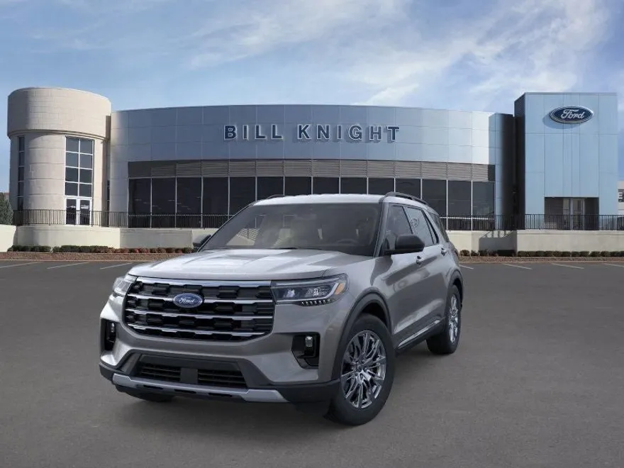 2025 Ford Explorer photo 1