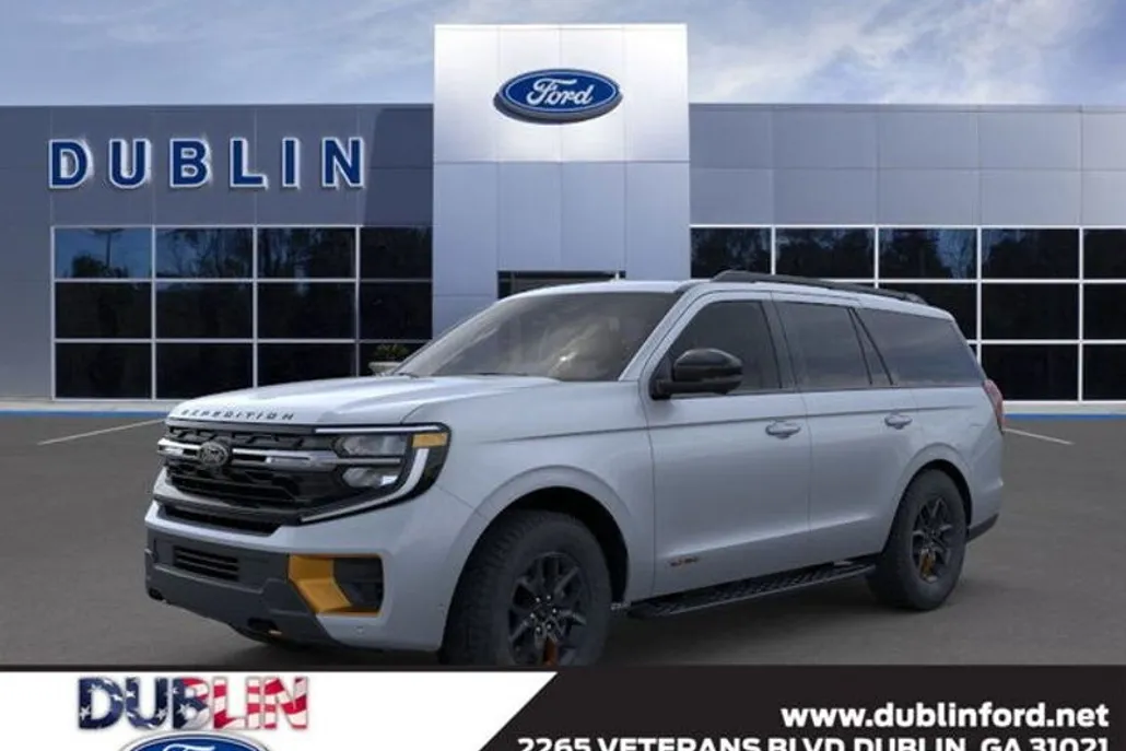 2025 Ford Expedition photo 1